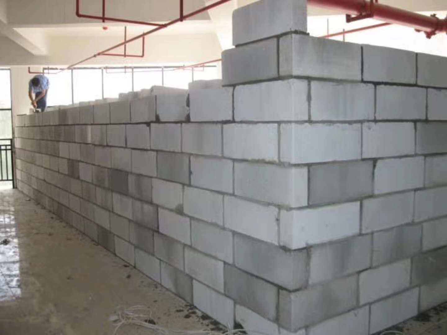 玉州蒸压加气混凝土砌块承重墙静力和抗震性能的研究